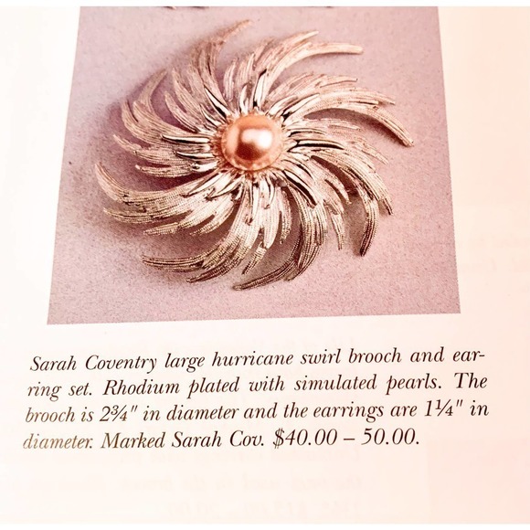60s Sarah Coventry Swirl Brooch "Book Piece" Hurricane Simulated Pearl Rhodium - Picture 10 of 10